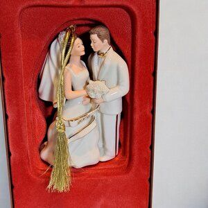 Lenox 2006 Annual Bride and Groom Porcelain Christmas Ornament